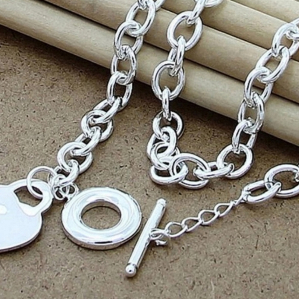 Heart silver link necklace